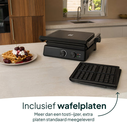 Tosti-ijzer & Contactgrill 2200W - PFAS-vrij - Inclusief Wafelplaten - Timer - 4 Tosti’s - Zwart